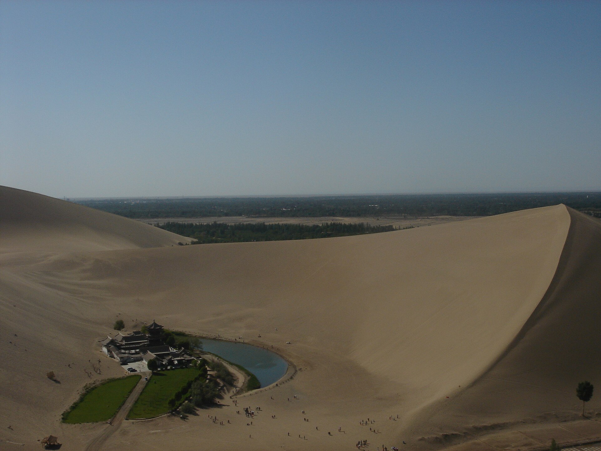 Dunhuang & Mogao Caves Guide 2026: Book the Right Visit First
