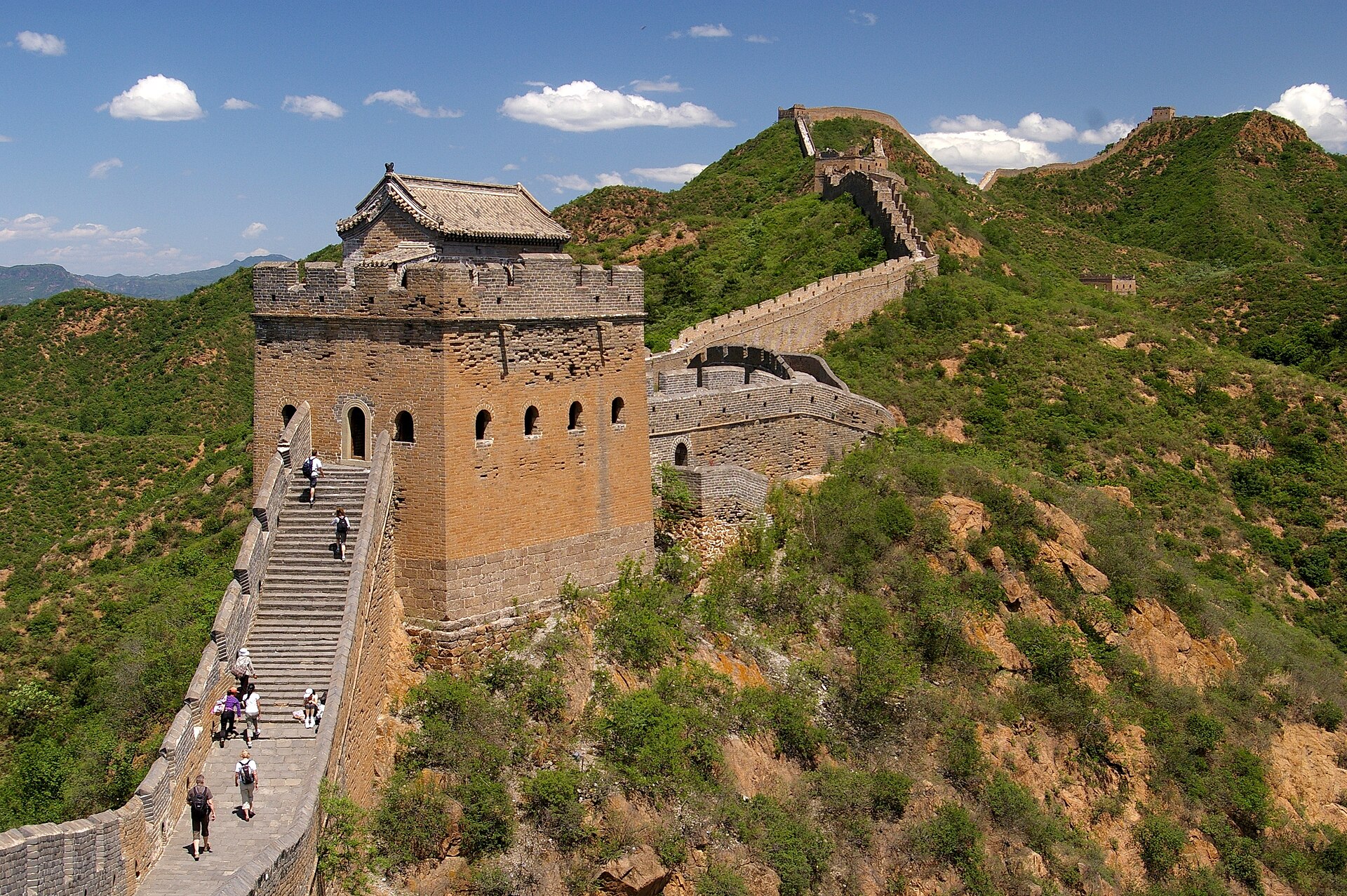 Hikers approaching a watchtower on the Jinshanling Great Wall in May 2009.